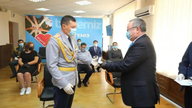 120 актюбинцев награждены медалью "Халық алғысы"