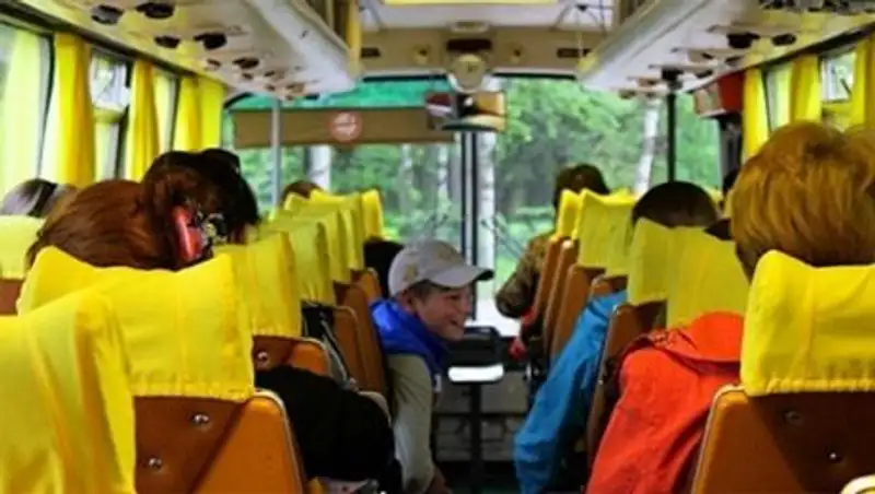 «Очередь из Калашникова»: водитель рассказал об обстреле автобусов с детьми под Славянском