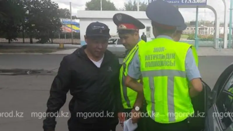 В Уральске штрафуют таксистов-нелегалов