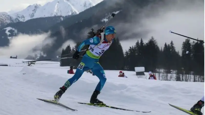 Казахстанские биатлонисты выступили в спринте в Германии