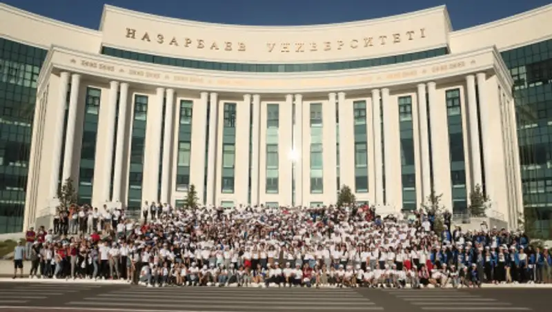 В Нур-Султане стартовал заключительный тур олимпиады "IQanat"