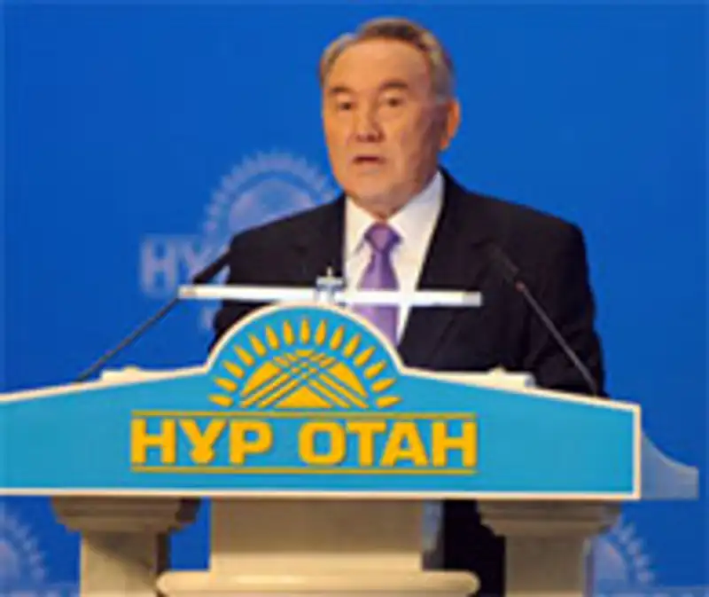 Назарбаев не сомневается, что «Нур Отан» на парламентских выборах получит большинство голосов, фото - Новости Zakon.kz от 25.11.2011 21:47