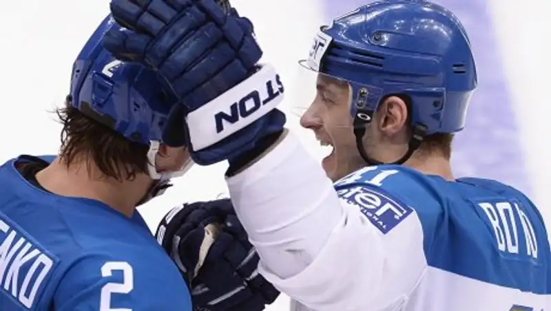 Сборная Казахстана разгромила Польшу на ЧМ по хоккею