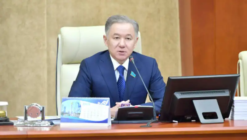 Нигматулин подвел итоги работы Мажилиса в рамках четвертой сессии