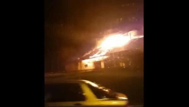 Пожар в алматинском кафе локализован