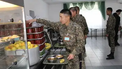 сколько стоит армейский паек в Казахстане