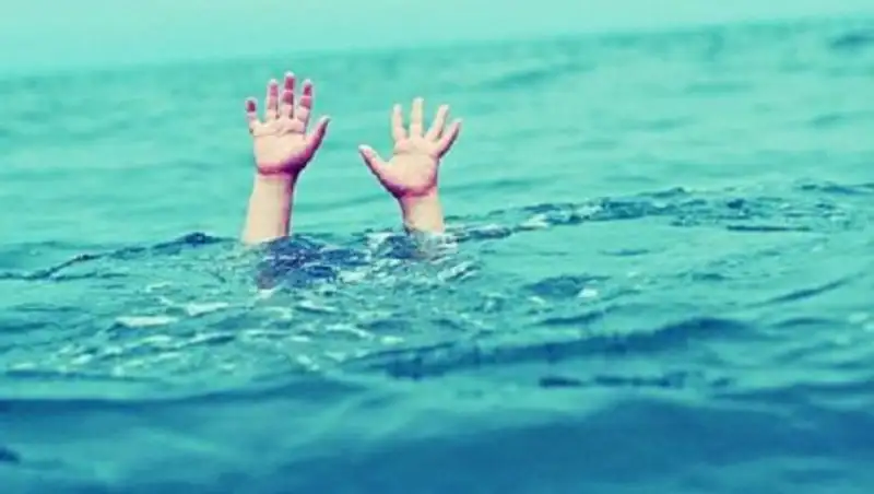 В Таразе в частном бассейне утонул 8-летний мальчик