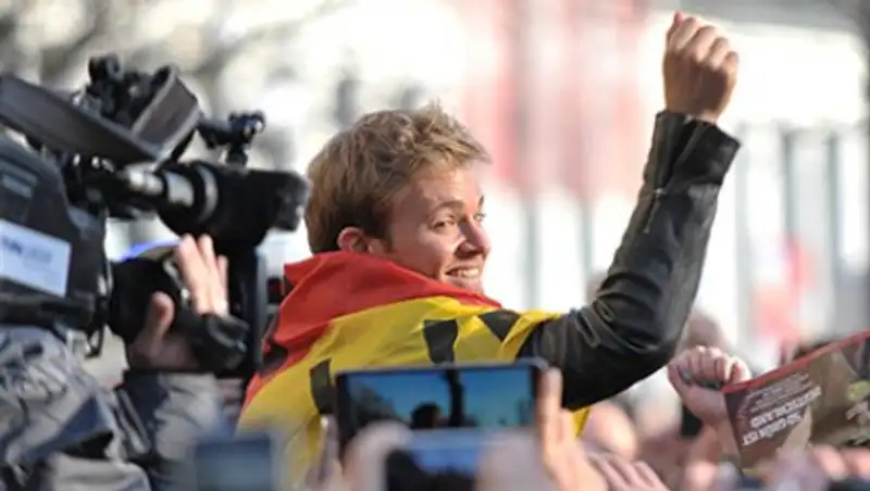 Росберг завершил карьеру в «Формуле-1» после первой победы в чемпионате