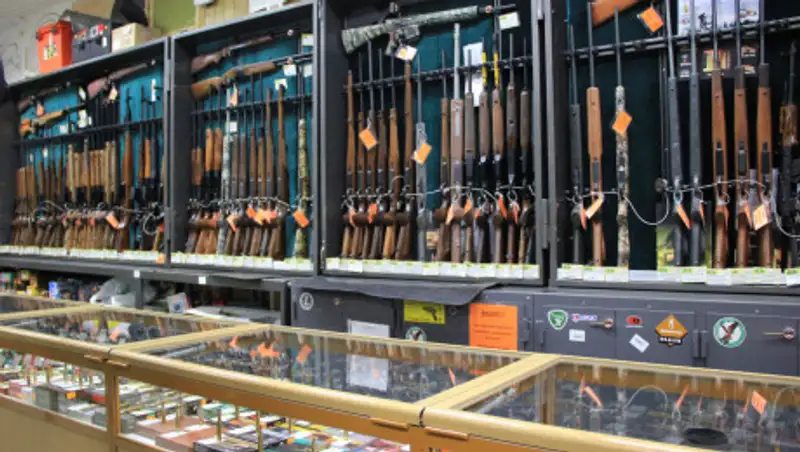 Правила торговли оружием утвердили в Казахстане