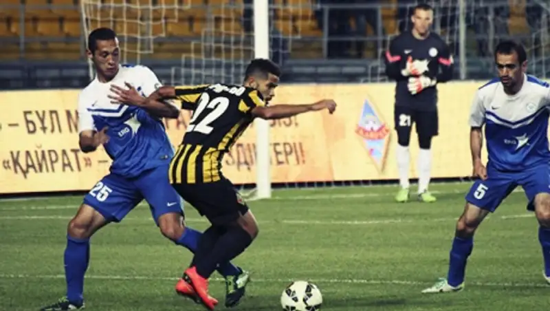 Футболисты «Иртыша» Смаков и Кислицын выиграли дело против «Кайрата»