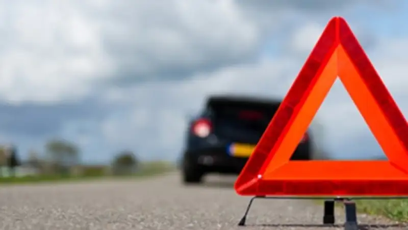 Павлодар облысында к&#1257;лікті бас&#1179;ара алма&#1171;ан 22 жаста&#1171;ы жігіт жол апатынан &#1179;айтыс болды