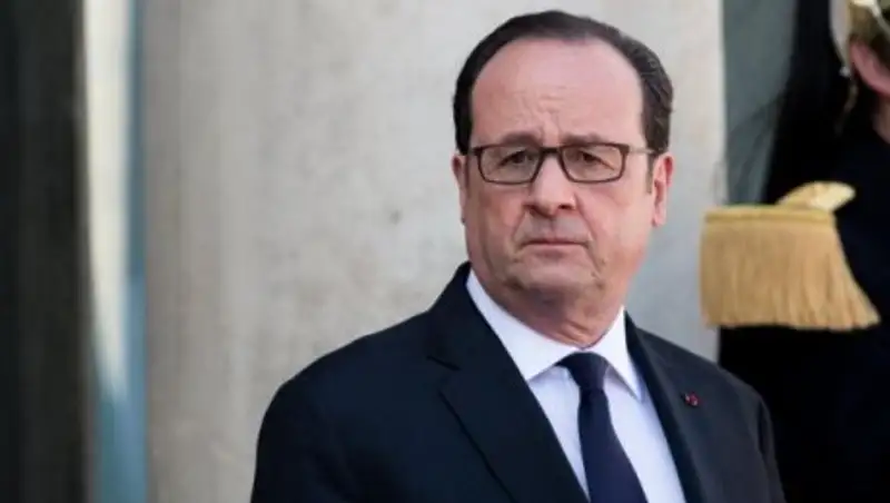 Франсуа Олланд: "Ле Пен - угроза для Франции"