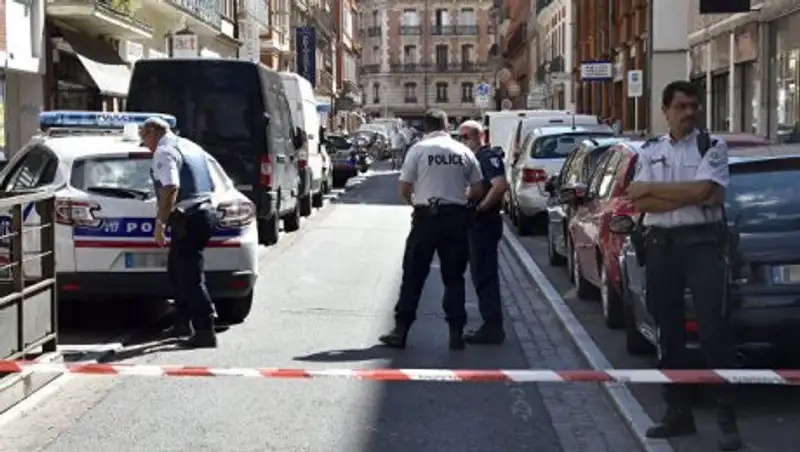 Во Франции задержали двух девушек, планировавших совершить теракт в Ницце