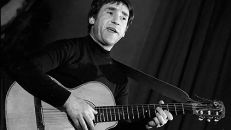 Власти утвердили решение о появлении улицы Высоцкого в Москве