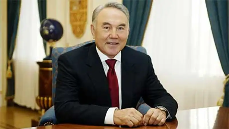 Н. Назарбаев: У нас и миллионер, и рабочий платит одинаковый 10% подоходный налог, фото - Новости Zakon.kz от 18.10.2013 19:19