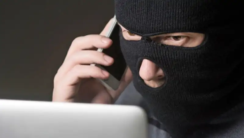 Как распознать телефонного мошенника, рассказал эксперт