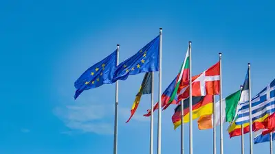флаги стран ЕС, фото - Новости Zakon.kz от 05.05.2023 10:30