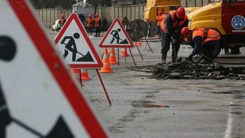 В Алматы будет частично затруднено движение по Толе би