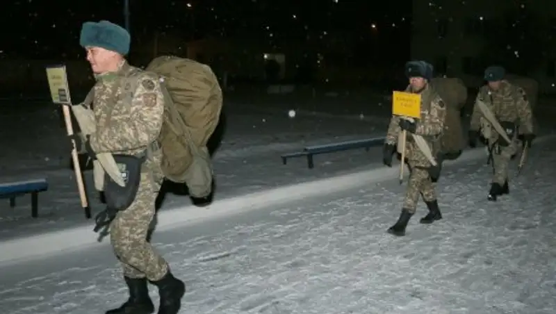 Воинские части в Атырау подняли по тревоге