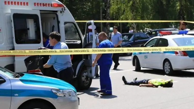 Отец вспоминает о сыне, погибшем год назад при теракте в Алматы