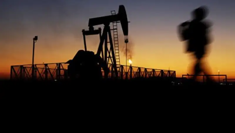 Нефть марки WTI вслед за Brent дешевеет более чем на 3%