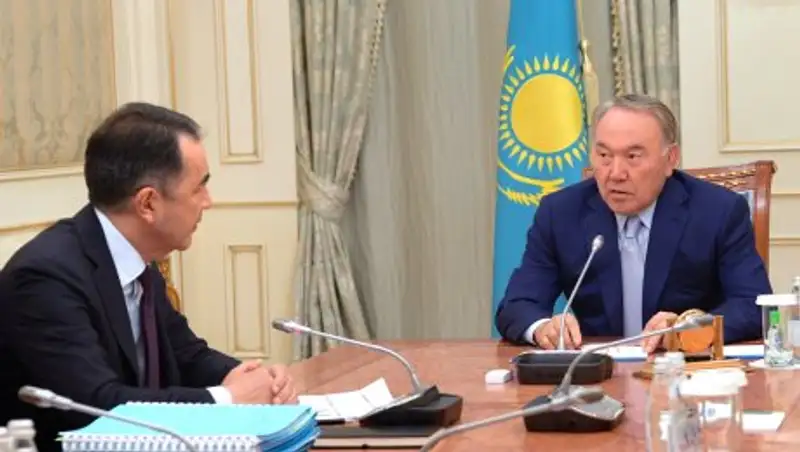 Назарбаев указал Сагинтаеву на рост тарифов на коммунальные услуги