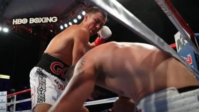 Будто попал под поезд - Мартиросян описал силу удара Головкина