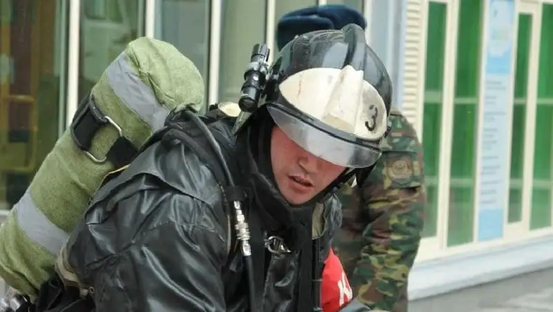 Беспорядки в Казахстане — пострадали 10 сотрудников МЧС