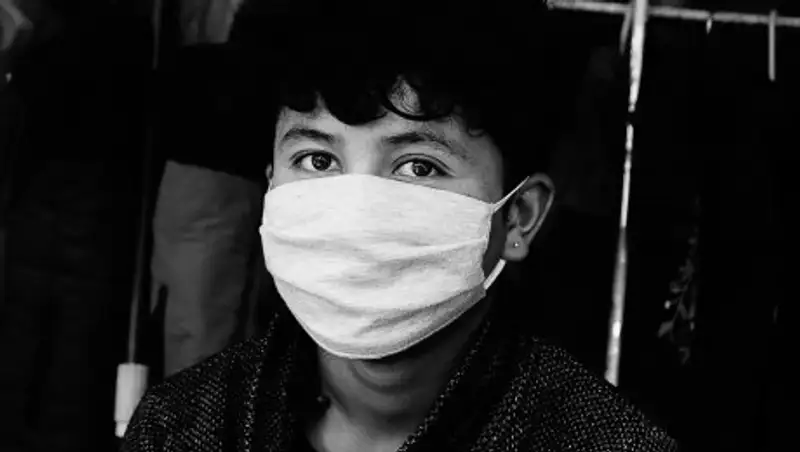 Нужно ли носить маски переболевшим COVID-19, ответил Бекшин