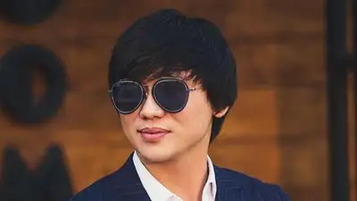 Кайрат Нуртас посвятил сыну стихи , фото - Новости Zakon.kz от 07.06.2023 13:25