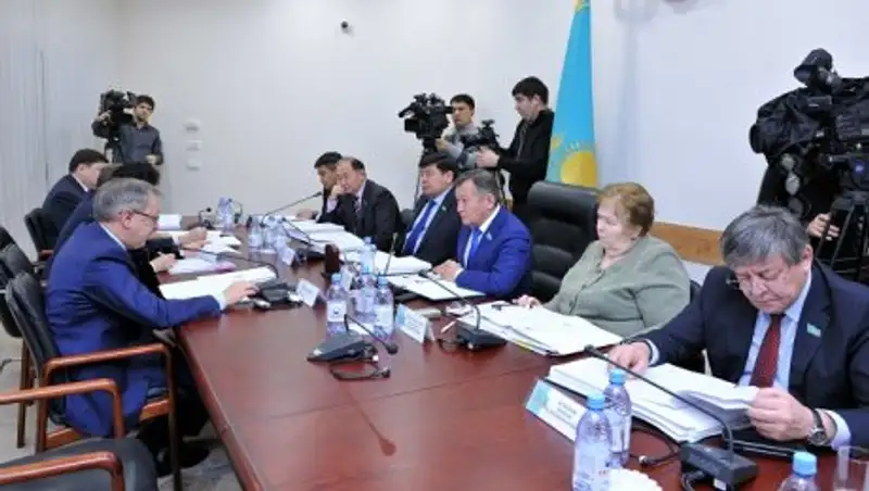 В Сенате рассмотрели законопроекты о пробации и дактилоскопии