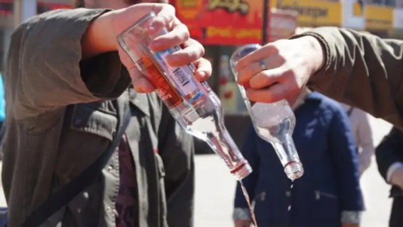 25 тысяч литров алкоголя вылили в канализацию Петропавловска