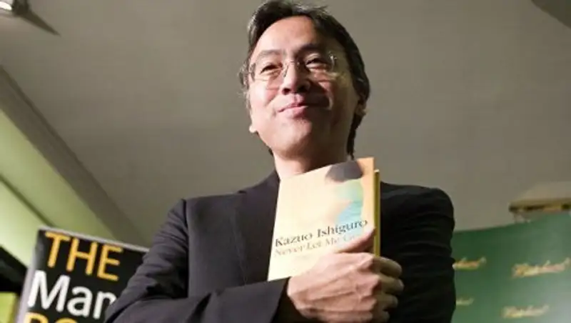 Нобелевскую премию по литературе присудили Кадзуо Исигуро