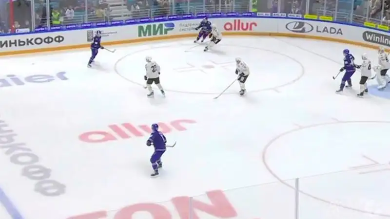 Первая победа в сезоне: "Барыс" обыграл соперников из "Адмирала"