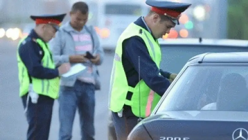 Мажилисмен предложил оплачивать штрафы за нарушения ПДД в зависимости от дохода