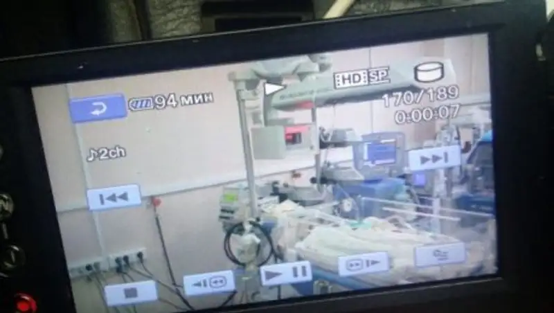 В Шымкенте новорожденного ребенка бросили на улице