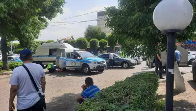 труп, машина , фото - Новости Zakon.kz от 04.05.2022 14:52