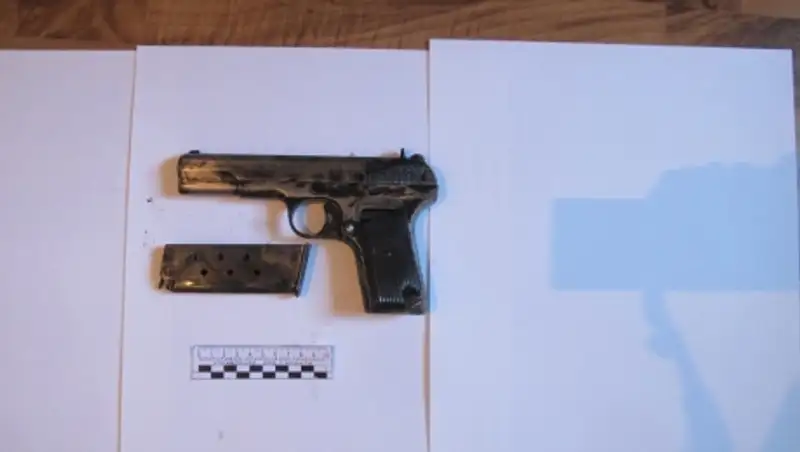 В Алматы задержали 5 человек с оружием, деньгами и боеприпасами