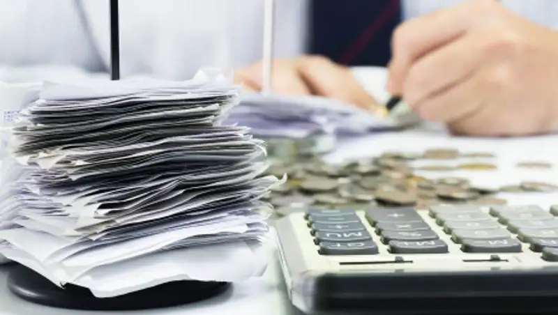 Казахстанцы стали погашать долги по налогам после публикации списков злостных неплательщиков