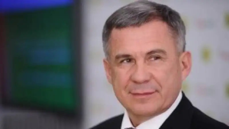 Президент Татарстана прочитал стихотворение Абая на казахском