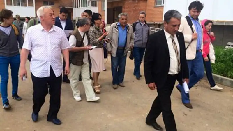 Общественный совет при ЖССБК проводит выездное заседание на строительной площадке проблемного объекта в Астане