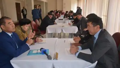 Пресс-служба акима ЮКО, фото - Новости Zakon.kz от 10.02.2018 12:24