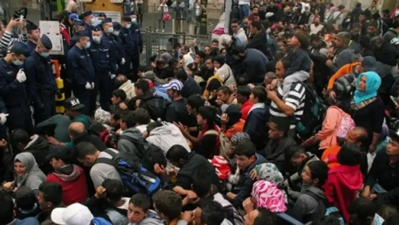 Вице-канцлер ФРГ потребовал от США внести вклад в поддержку беженцев