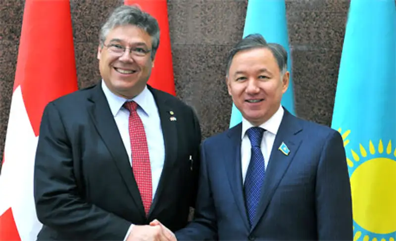 У казахстанских и швейцарских парламентариев большие перспективы для сотрудничества, фото - Новости Zakon.kz от 12.11.2013 22:42