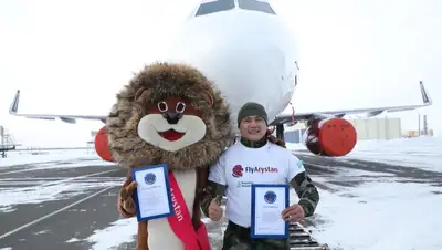 полицейский, силач, фото - Новости Zakon.kz от 30.11.2021 19:08