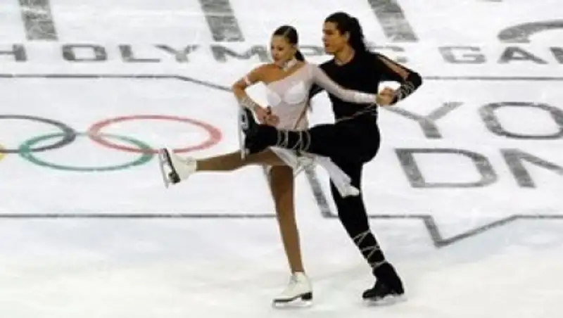 Сколько стоит заняться в Астане фигурным катанием