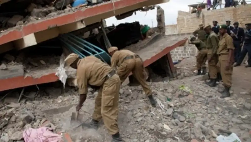 Число жертв обрушения здания в столице Кении достигло 49 человек