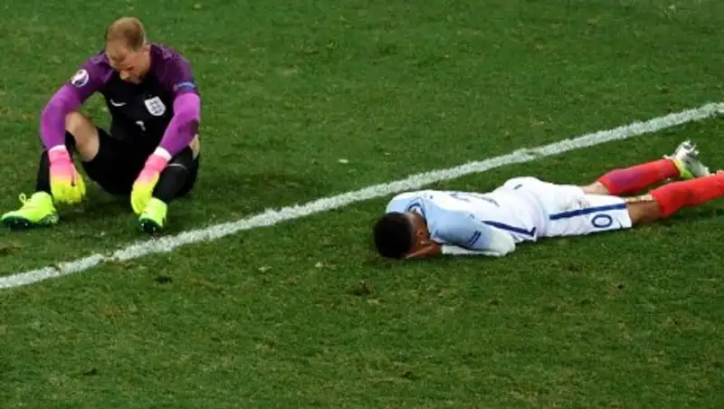 Исландия сенсационно проходит в 1/4 чемпионата Европы, Англия покидает Евро-2016