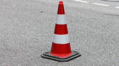 В результате аварии на трассе "Алматы-Бишкек" водитель попал в реанимацию, фото - Новости Zakon.kz от 24.04.2023 20:19