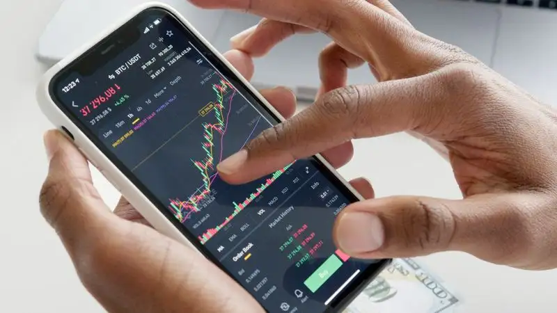 Казахстанцы стали активнее участвовать на фондовых рынках